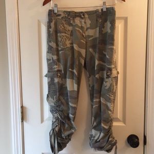 Inc International camo Capri pants